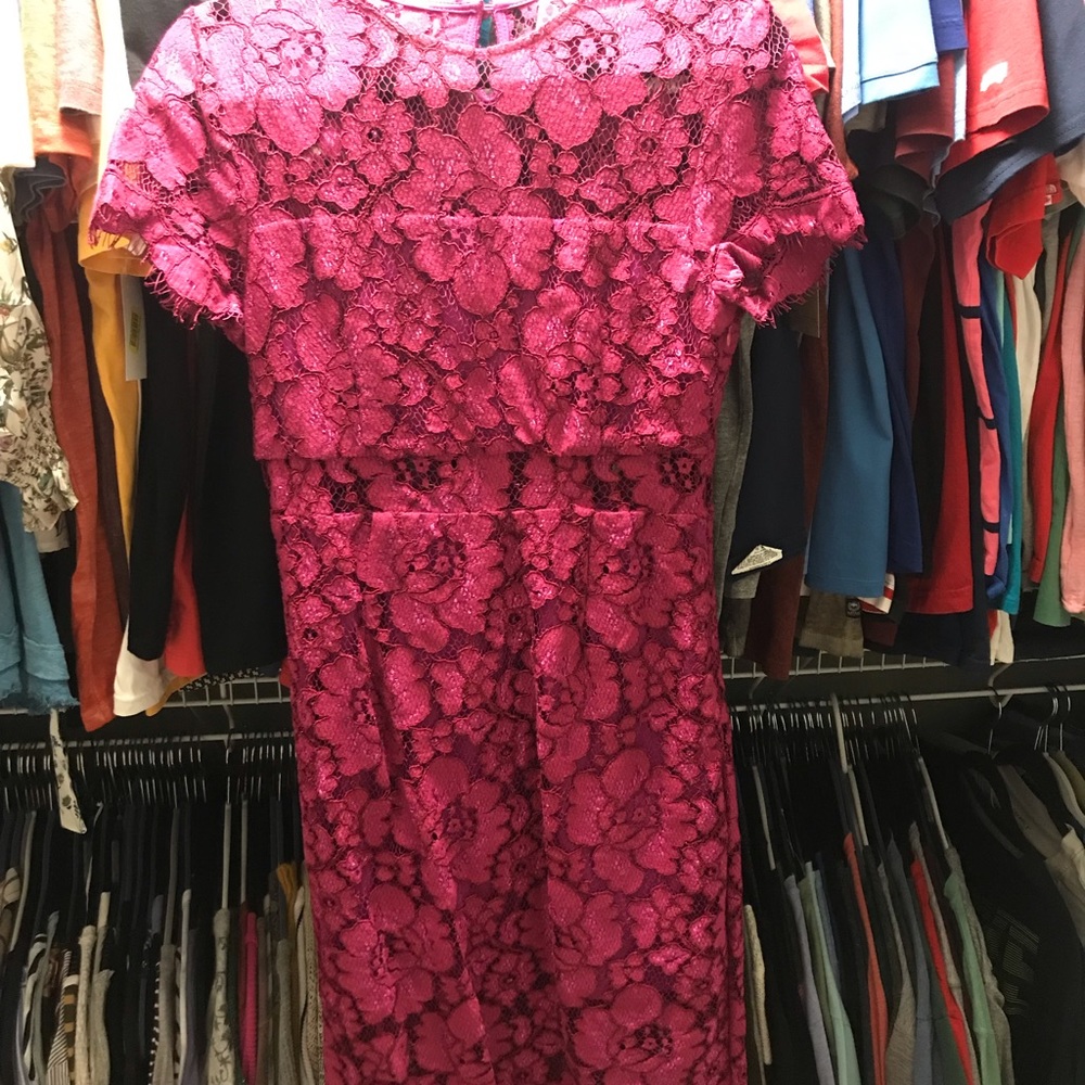 Women’s Pink Lace Dress
